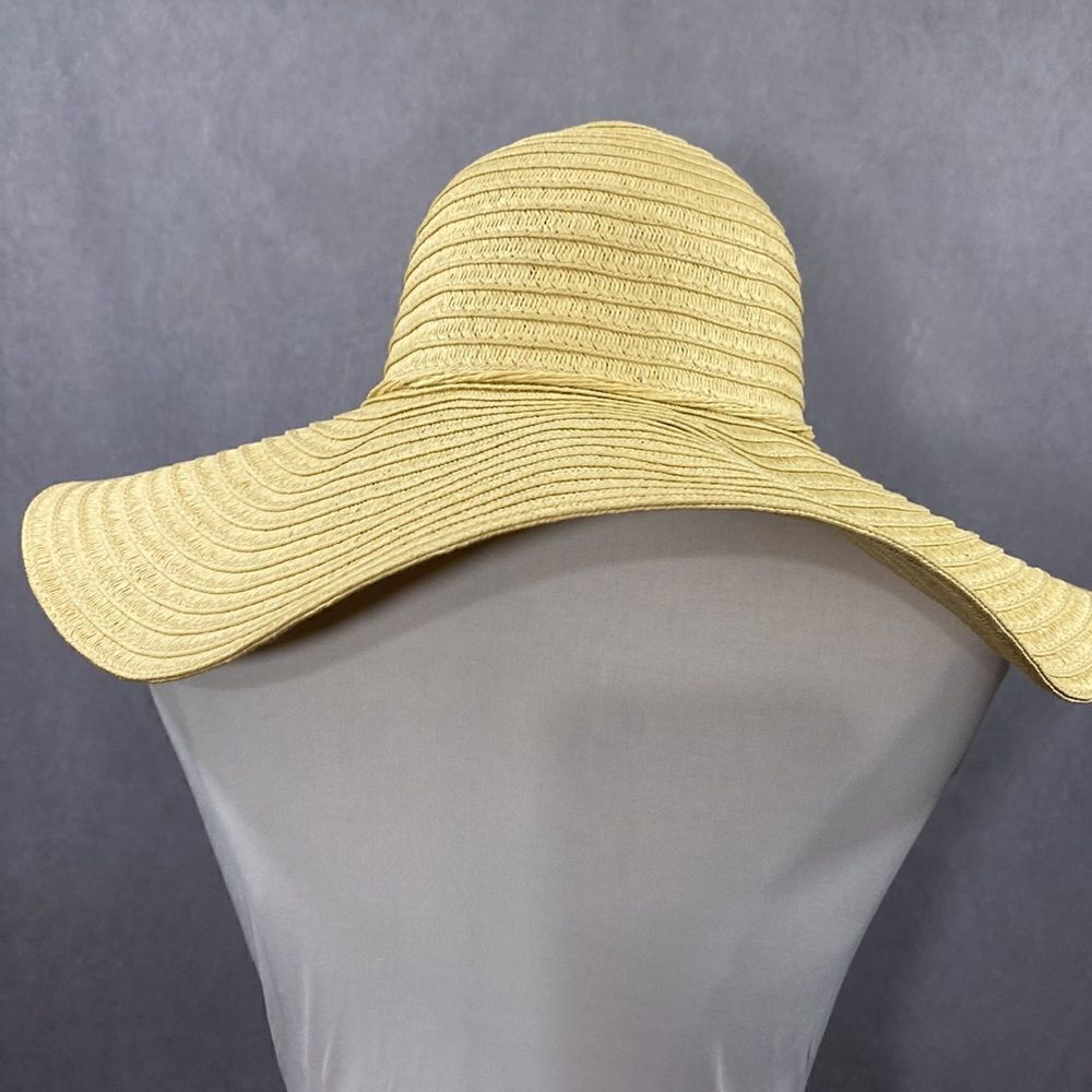Large Straw Floppy Hat - Picture 2 of 6